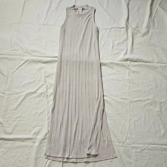 ☀️H&M sleeveless ribbed knit Dress☀️ - Picture 1 of 4
